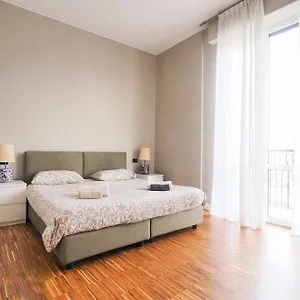 https://joyce.italymilanhotels.net
