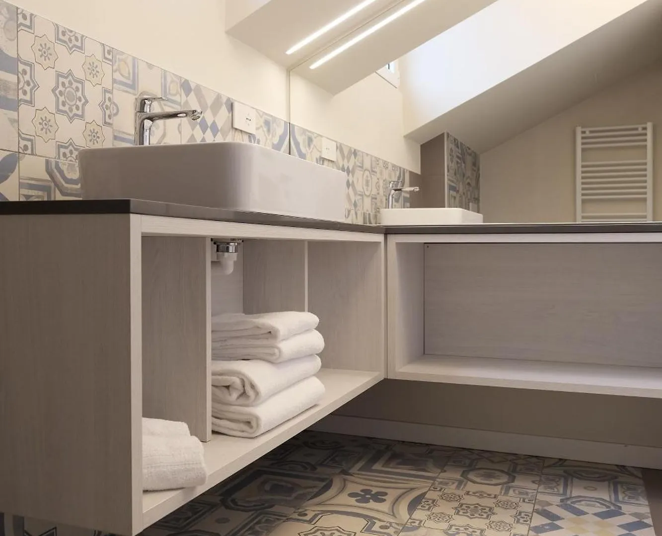 Comecasa 10 Minutes Walk From Duomo 2 Bedroom Apartment Milan